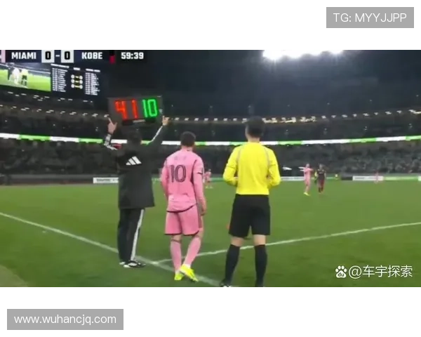 足球明星抵达新城市瞬间下飞机照片引发球迷热议与期待 足球明星抵达新城市瞬间下飞机照片引发球迷热议与期待