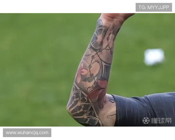 国际足球明星纹身背后的故事与文化意义探讨